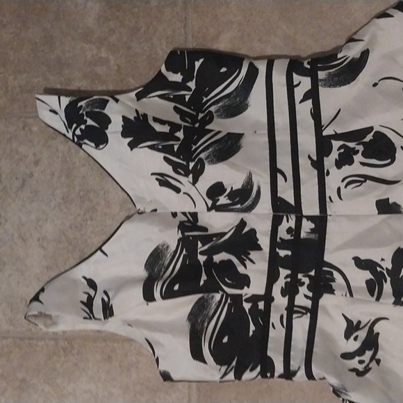 Jessica Howard Black and White Floral Dress - Picture 6 of 9